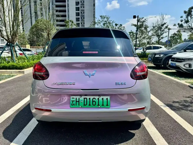 Wuling Bingo — Фото автомобиля 8