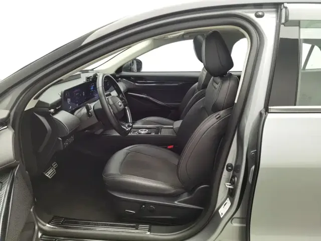 Ford Mondeo 2023 EcoBoost 245 Luxury — Фото автомобиля 10