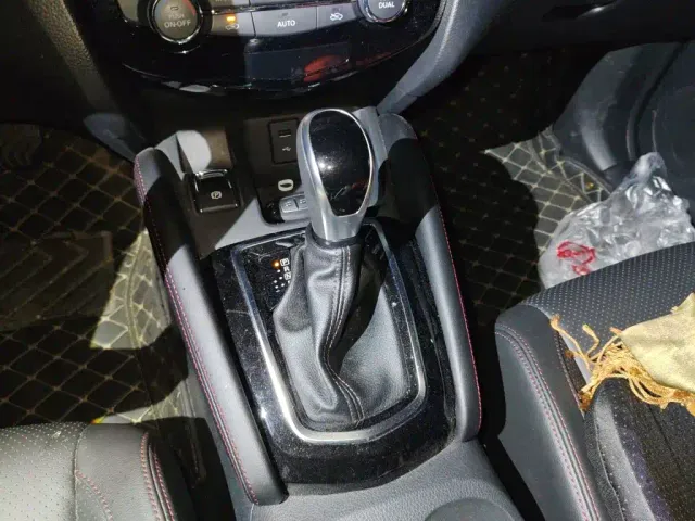 Nissan Qashqai 2022 2.0L CVT XV Prem Luxury Edition — Фото автомобиля 10