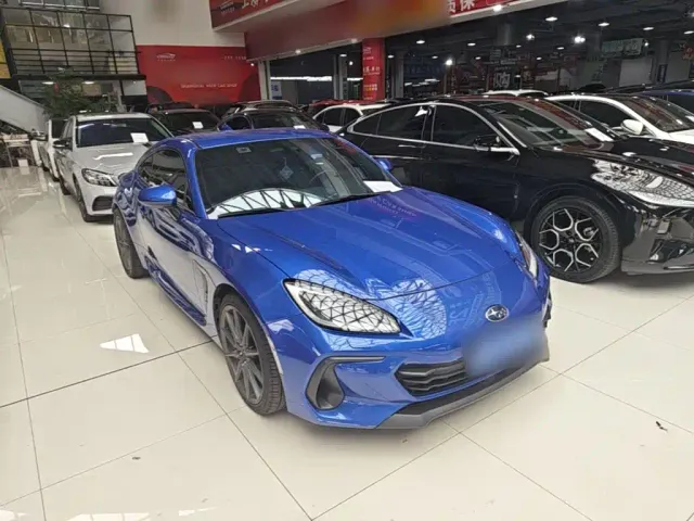 Subaru BRZ — Фото автомобиля 3