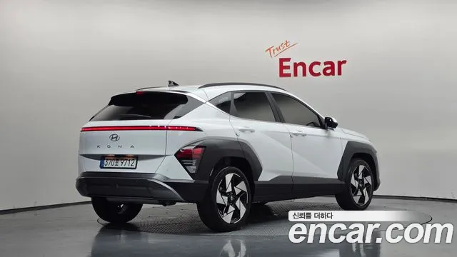Hyundai Kona Kona (SX2) Бензин 1.6 турбо 2WD — Фото автомобиля 2