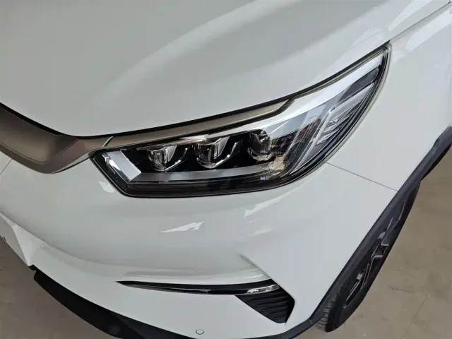 BYD Yuan Pro — Фото автомобиля 23