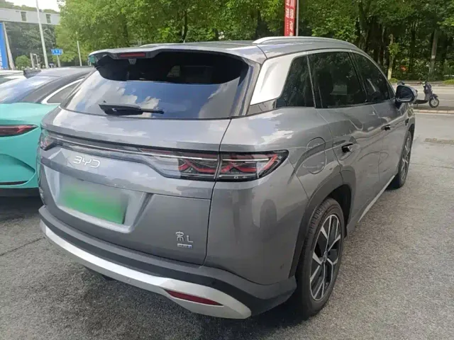 BYD Song L DM-i — Фото автомобиля 6