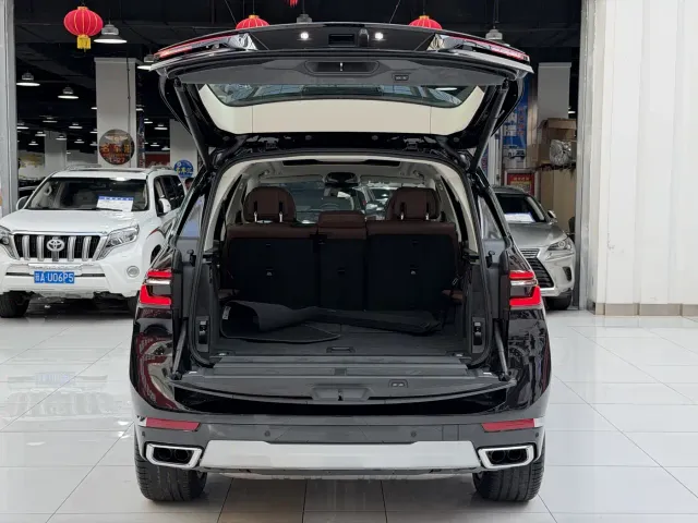 BMW X7 — Фото автомобиля 20