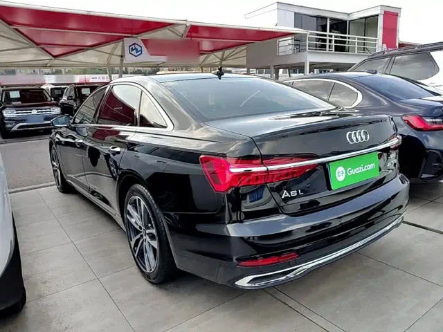 Audi A6L — Фото автомобиля 4