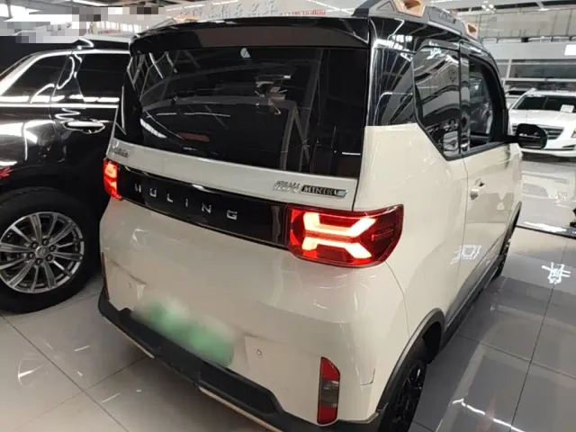 Wuling Hongguang Mini EV — Фото автомобиля 6