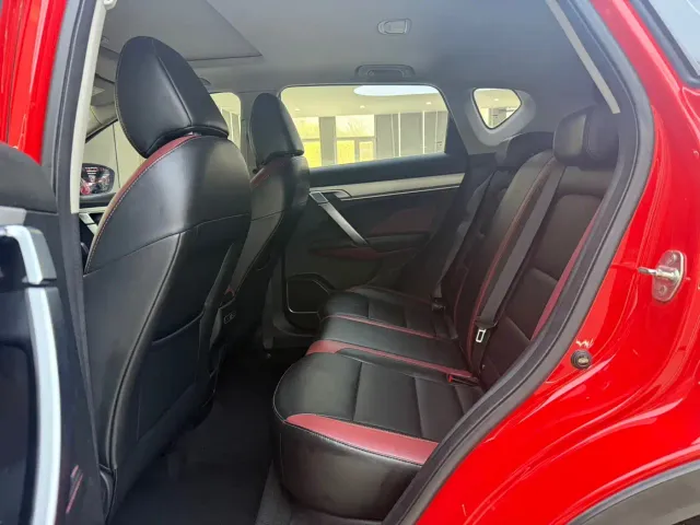 Geely Binyue — Фото автомобиля 5