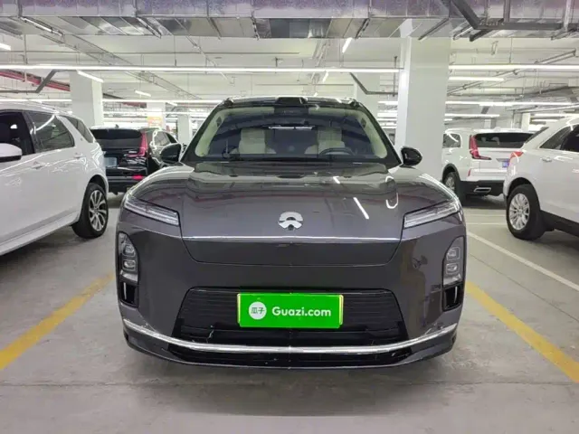 Nio ES8 — Фото автомобиля 2