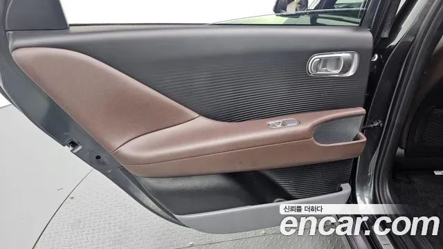 Hyundai Ioniq 6 — Фото автомобиля 14