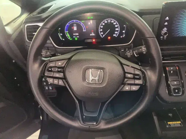 Honda Elysion — Фото автомобиля 2