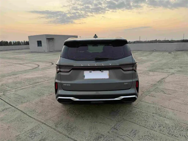 Geely Jiaji — Фото автомобиля 8