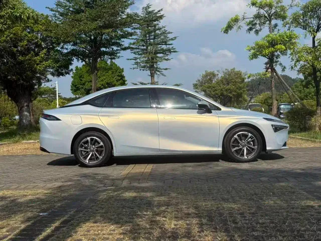GAC Aion S MAX — Фото автомобиля 5