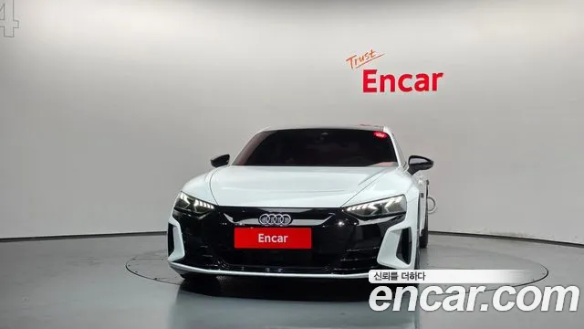 Audi e-tron GT — Фото автомобиля 3