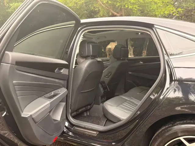 Volkswagen Passat — Фото автомобиля 6