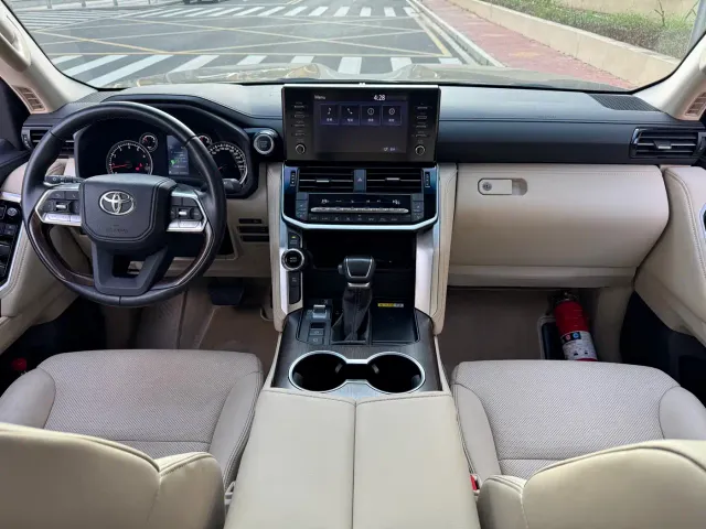 Toyota Land Cruiser — Фото автомобиля 13