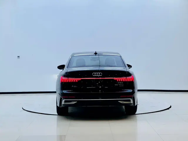 Audi A6L — Фото автомобиля 16