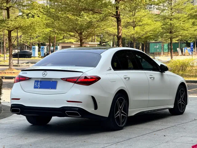 Mercedes-Benz C-Class — Фото автомобиля 4