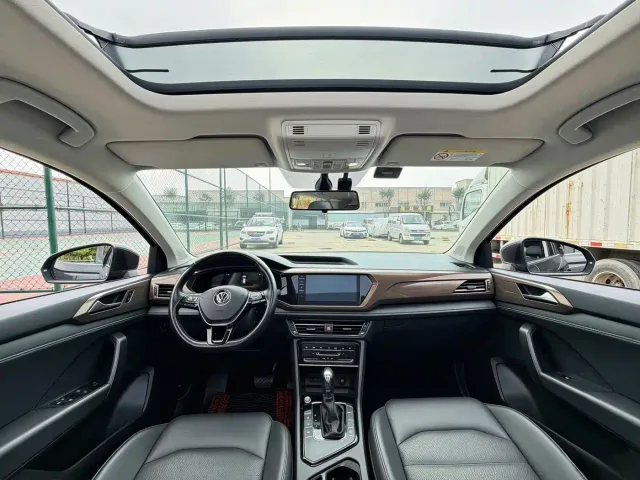 Volkswagen Tharu — Фото автомобиля 11