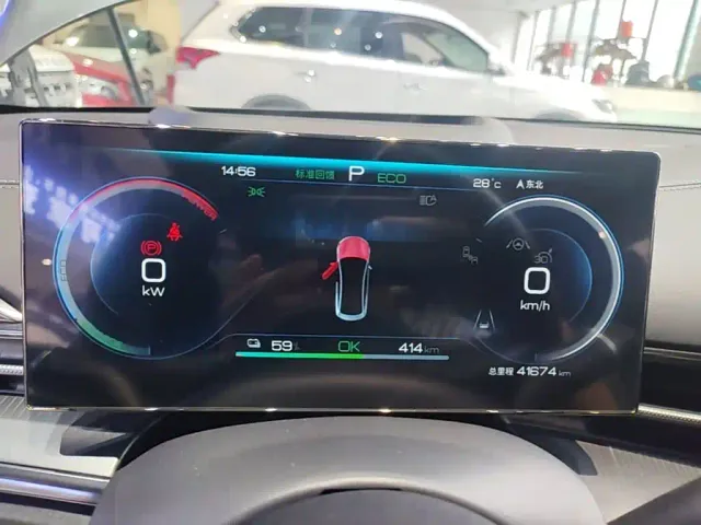 BYD Seal — Фото автомобиля 11