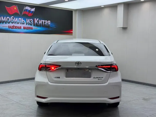Toyota Corolla — Фото автомобиля 5