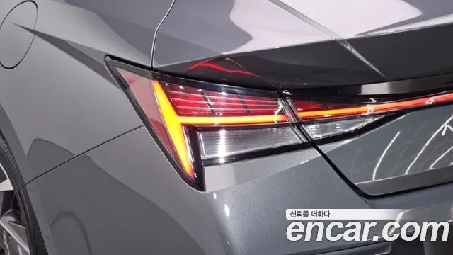 Hyundai AVANTE Новый Avante (CN7) — Фото автомобиля 19