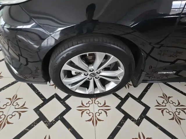 Toyota Sienna — Фото автомобиля 22