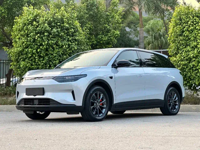 Leapmotor C11 — Фото автомобиля 2
