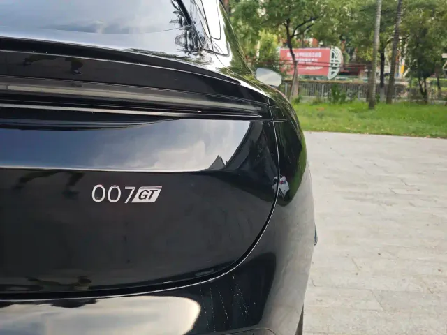 Zeekr 007 GT — Фото автомобиля 9