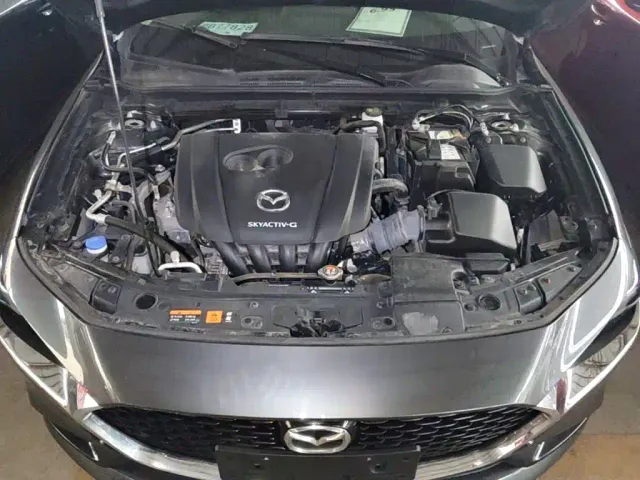 Mazda Axela — Фото автомобиля 19