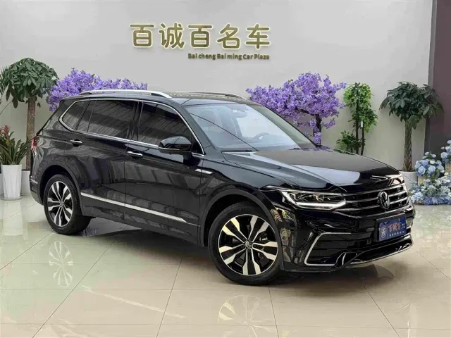 Volkswagen Tiguan L — Фото автомобиля 4
