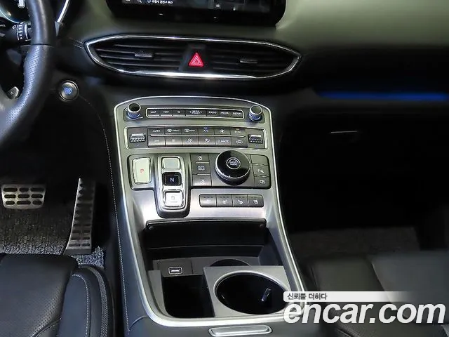 Hyundai Santafe Новый Santa Fe Бензин 2.5T 2WD — Фото автомобиля 12