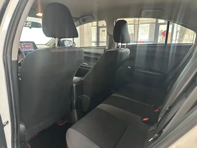 Toyota Vios — Фото автомобиля 10