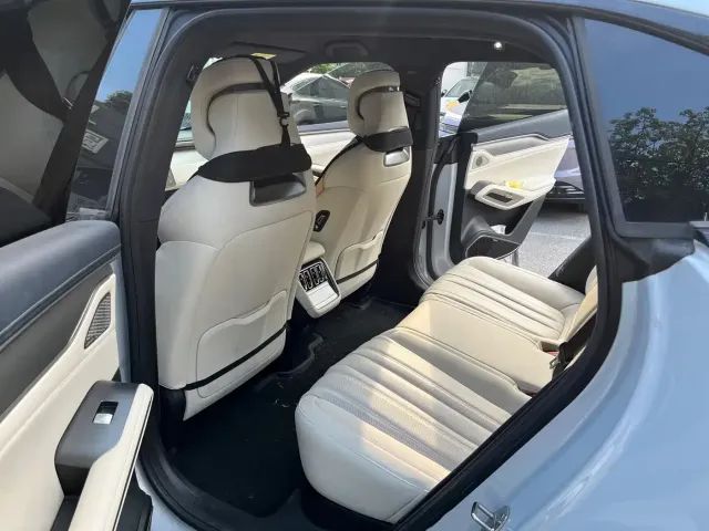 BYD Song L EV — Фото автомобиля 11