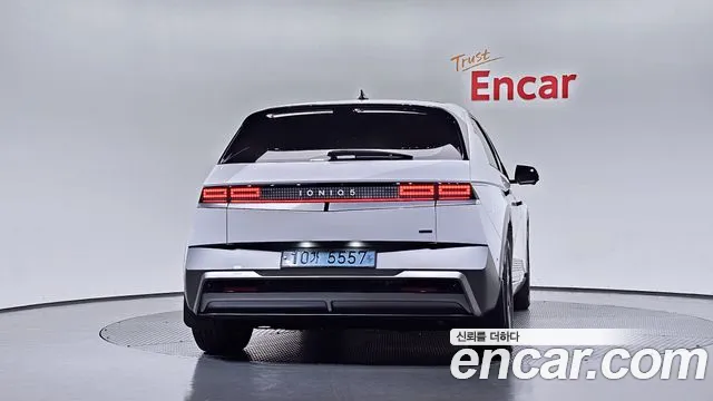 Hyundai Ioniq 5 New — Фото автомобиля 4