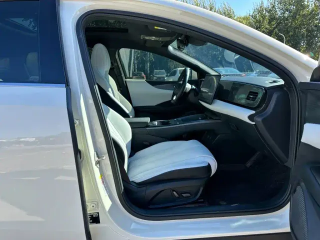 BYD Seal 06 — Фото автомобиля 14