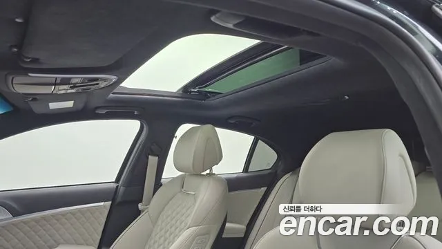 Genesis G70 — Фото автомобиля 16