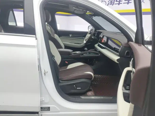 Geely Xingyue L — Фото автомобиля 8