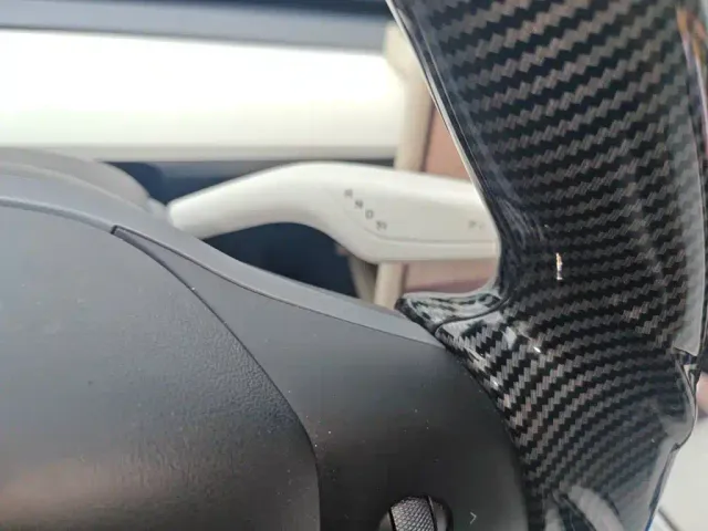 Tesla Model Y — Фото автомобиля 10