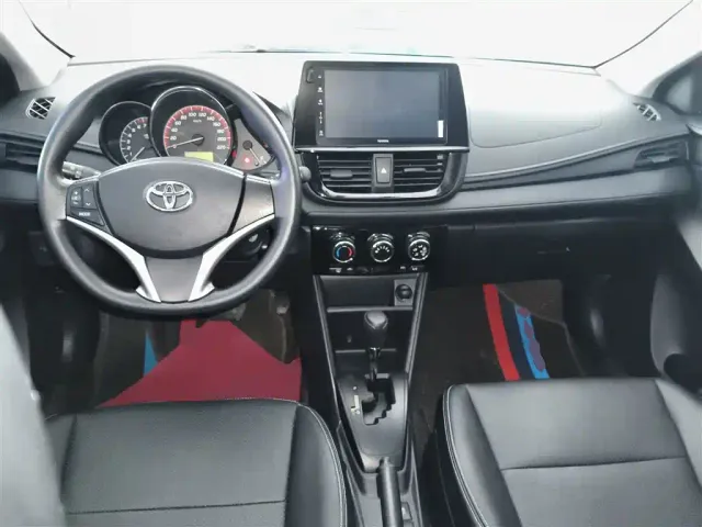 Toyota Vios FS — Фото автомобиля 9