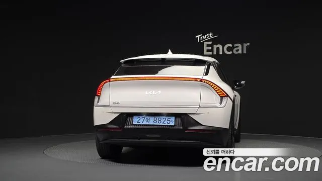 Kia EV6 — Фото автомобиля 4