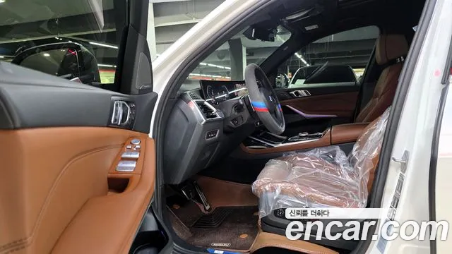 BMW X7 G07 — Фото автомобиля 9