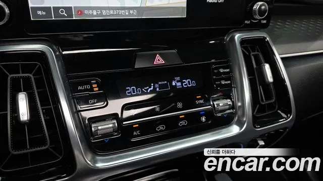 Kia Sorento Sorento 4-е поколение Бензин 2.5T 2WD — Фото автомобиля 24