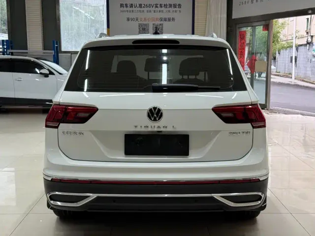 Volkswagen Tiguan L — Фото автомобиля 5
