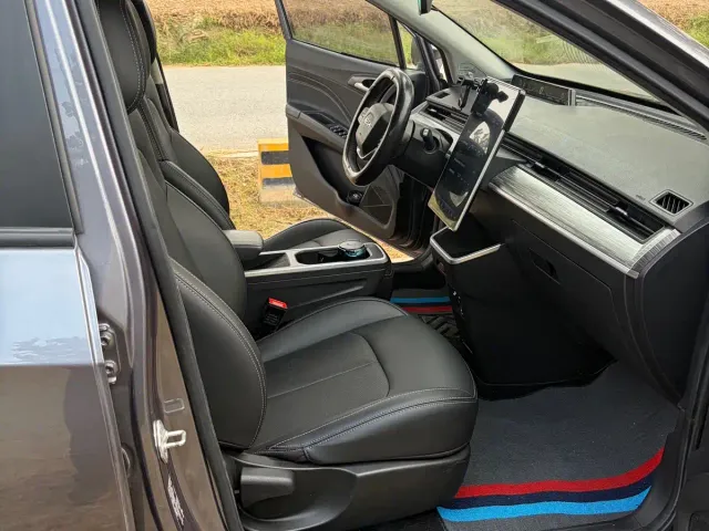 Nezha Auto Nezha AYA 2023 Facelift 401 Lite — Фото автомобиля 10