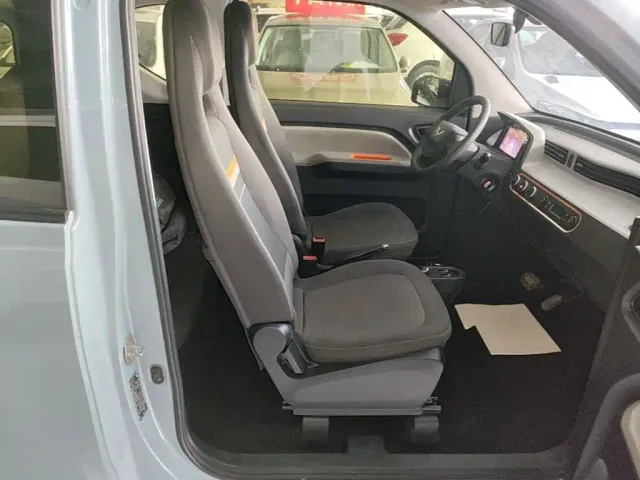 Wuling Hongguang Mini EV — Фото автомобиля 24