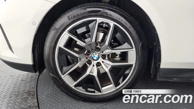 BMW 5-Series — Фото автомобиля 5