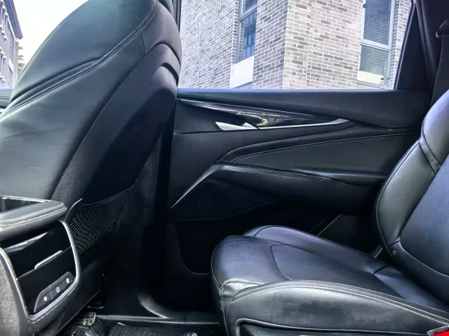 Maxus EUNIQ 5 — Фото автомобиля 25
