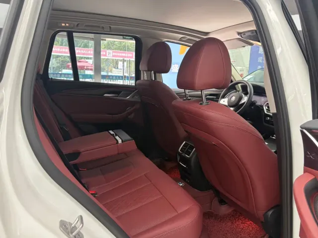 BMW X3 — Фото автомобиля 13