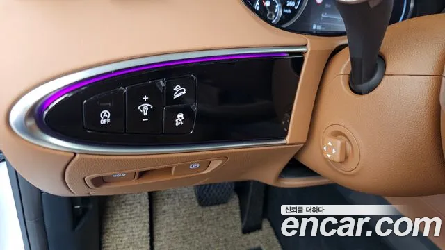 Genesis GV70 — Фото автомобиля 20