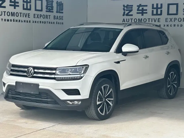 Фотография автомобиля — Volkswagen Tharu